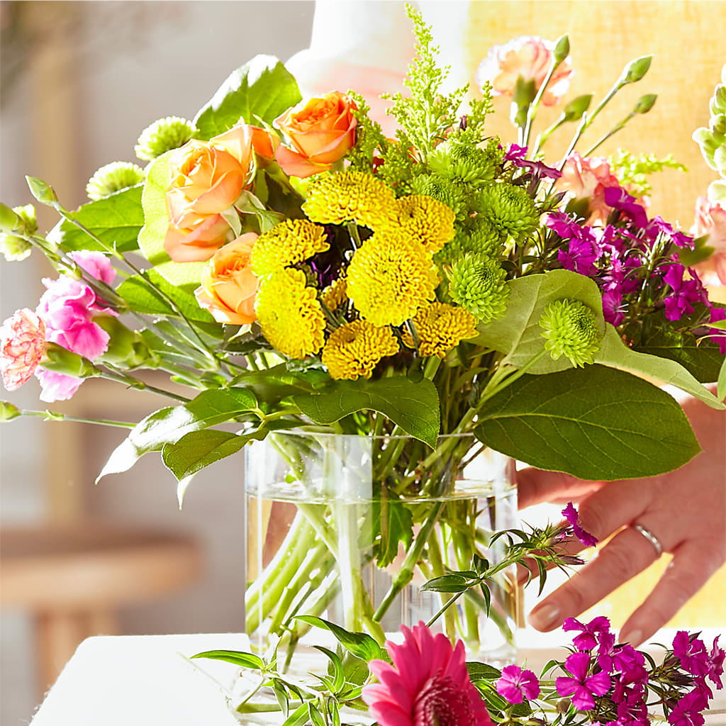 Bold & Bright – A Florist Original – GLAMMY'S FLOWER GARDEN, Fayette AL