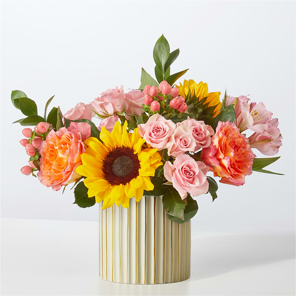 Sun's Out Bouquet – GLAMMY'S FLOWER GARDEN, Fayette AL