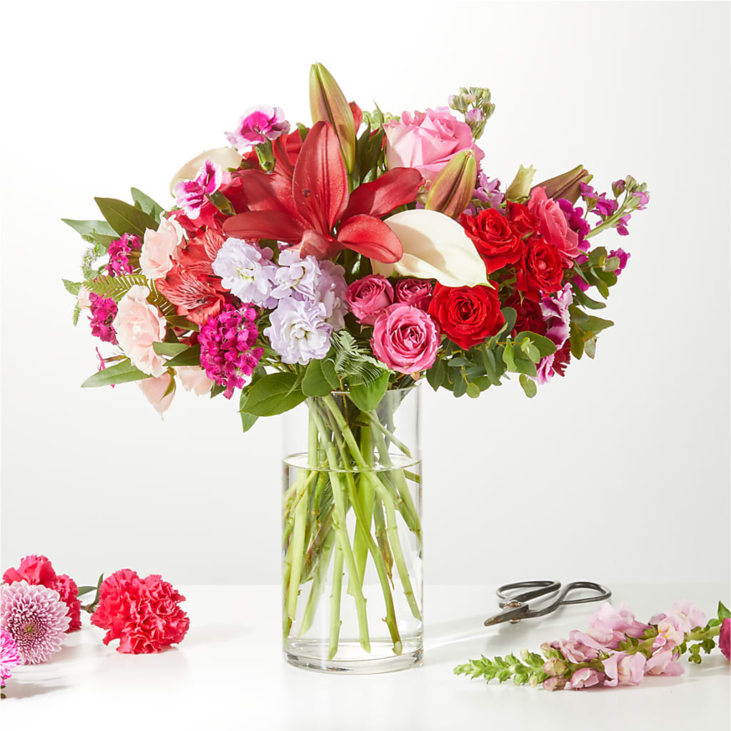 Swooning Over You - A Luxury Florist Original – GLAMMY'S FLOWER GARDEN, Fayette AL