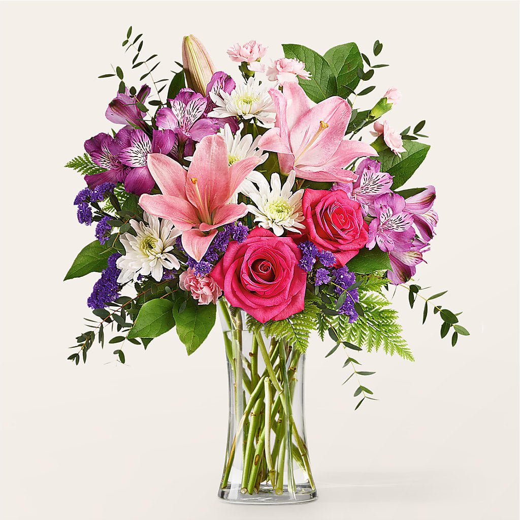 Lace & Pearls Bouquet – GLAMMY'S FLOWER GARDEN, Fayette AL