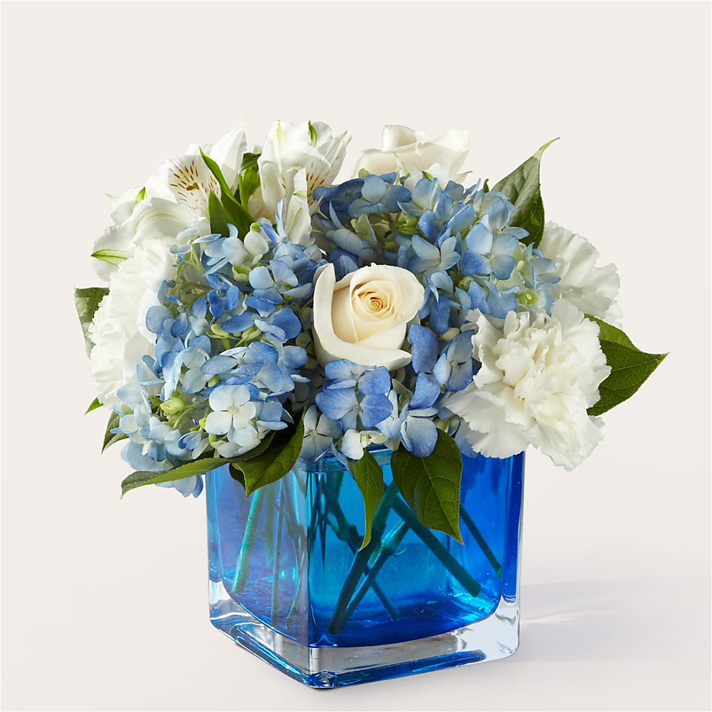 Soothing Waters Bouquet – GLAMMY'S FLOWER GARDEN, Fayette AL
