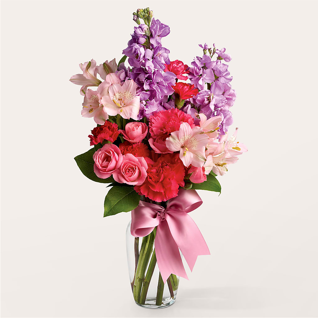 Main Character Bouquet – GLAMMY'S FLOWER GARDEN, Fayette AL
