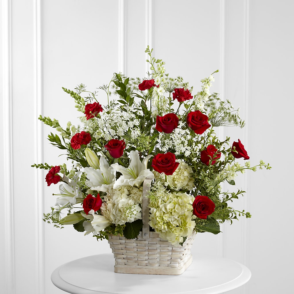 In Loving Memory Arrangement – GLAMMY'S FLOWER GARDEN, Fayette AL