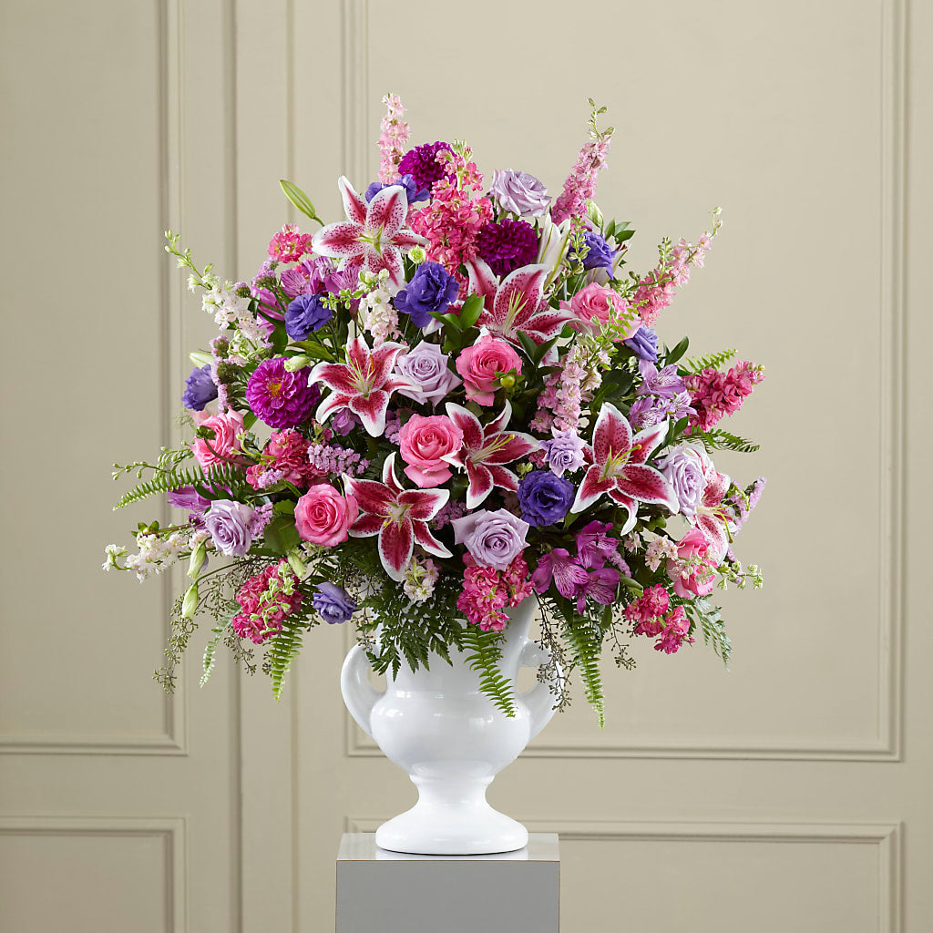 Peaceful Tribute Arrangement – GLAMMY'S FLOWER GARDEN, Fayette AL