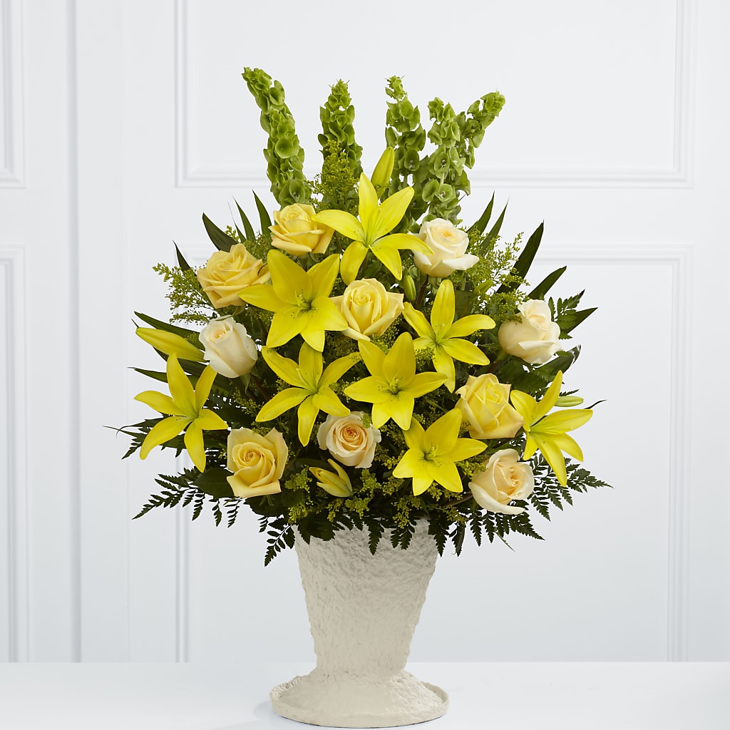 Golden Memories Arrangement – GLAMMY'S FLOWER GARDEN, Fayette AL