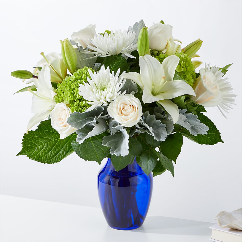 Snowy Dreams Bouquet – GLAMMY'S FLOWER GARDEN, Fayette AL