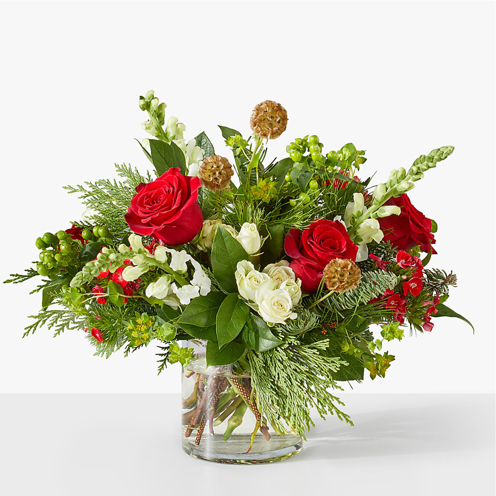 Deck the Halls Bouquet – GLAMMY'S FLOWER GARDEN, Fayette AL