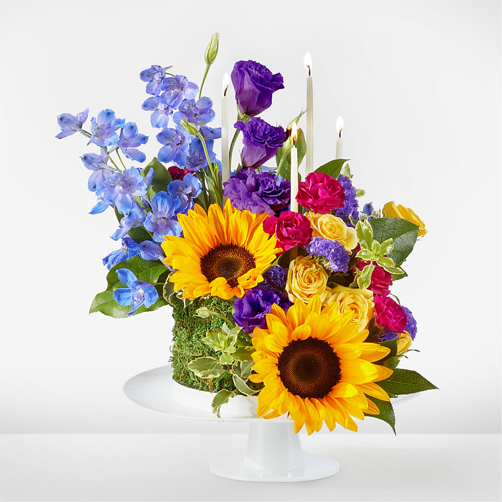 Star of the Day Floral Cake – GLAMMY'S FLOWER GARDEN, Fayette AL
