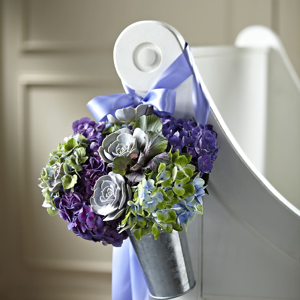 Declaration Pew Décor – GLAMMY'S FLOWER GARDEN, Fayette AL