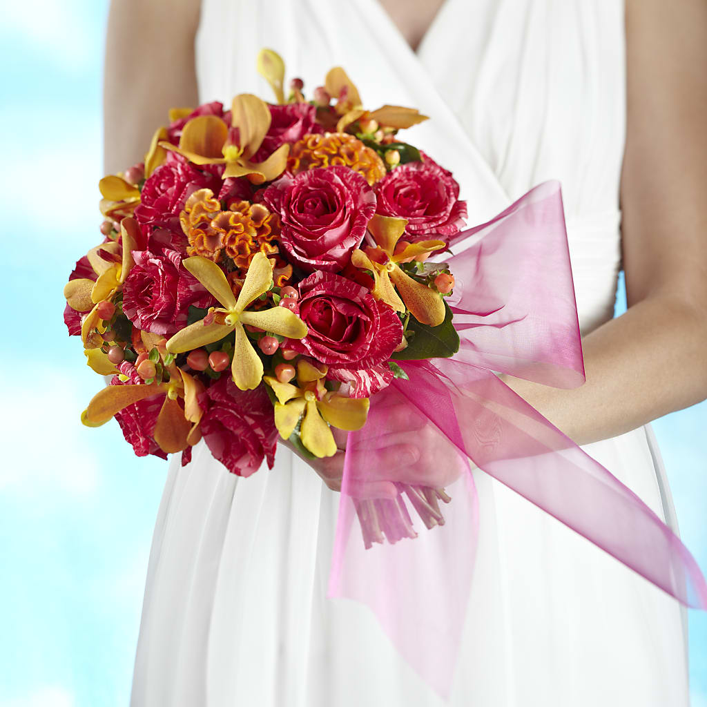 Brilliant Shades of Love Bouquet – GLAMMY'S FLOWER GARDEN, Fayette AL
