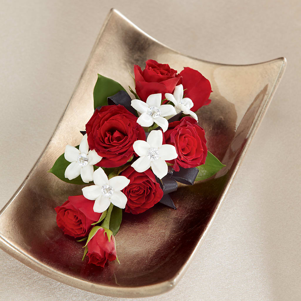 Poetry Corsage – GLAMMY'S FLOWER GARDEN, Fayette AL