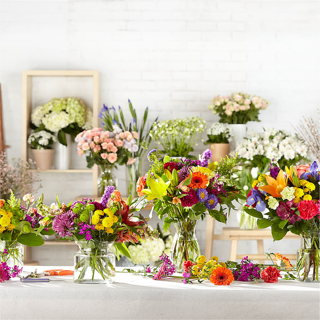 Bold & Bright – A Florist Original – GLAMMY'S FLOWER GARDEN, Fayette AL