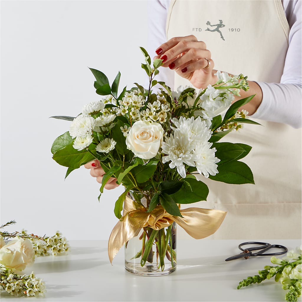 New Beginnings – A Florist Original – GLAMMY'S FLOWER GARDEN, Fayette AL