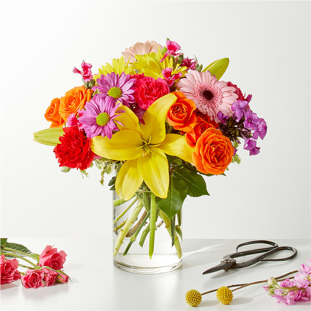 Cue the Confetti - A Florist Original – GLAMMY'S FLOWER GARDEN, Fayette AL