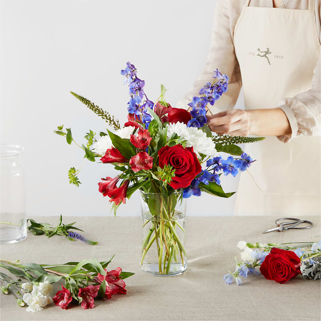 Star Spangled - A Florist Original – GLAMMY'S FLOWER GARDEN, Fayette AL