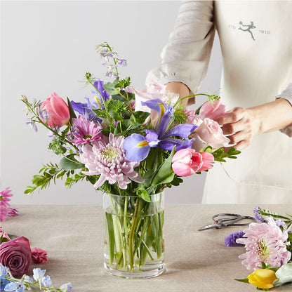 Pastel Tradition - A Florist Original – GLAMMY'S FLOWER GARDEN, Fayette AL