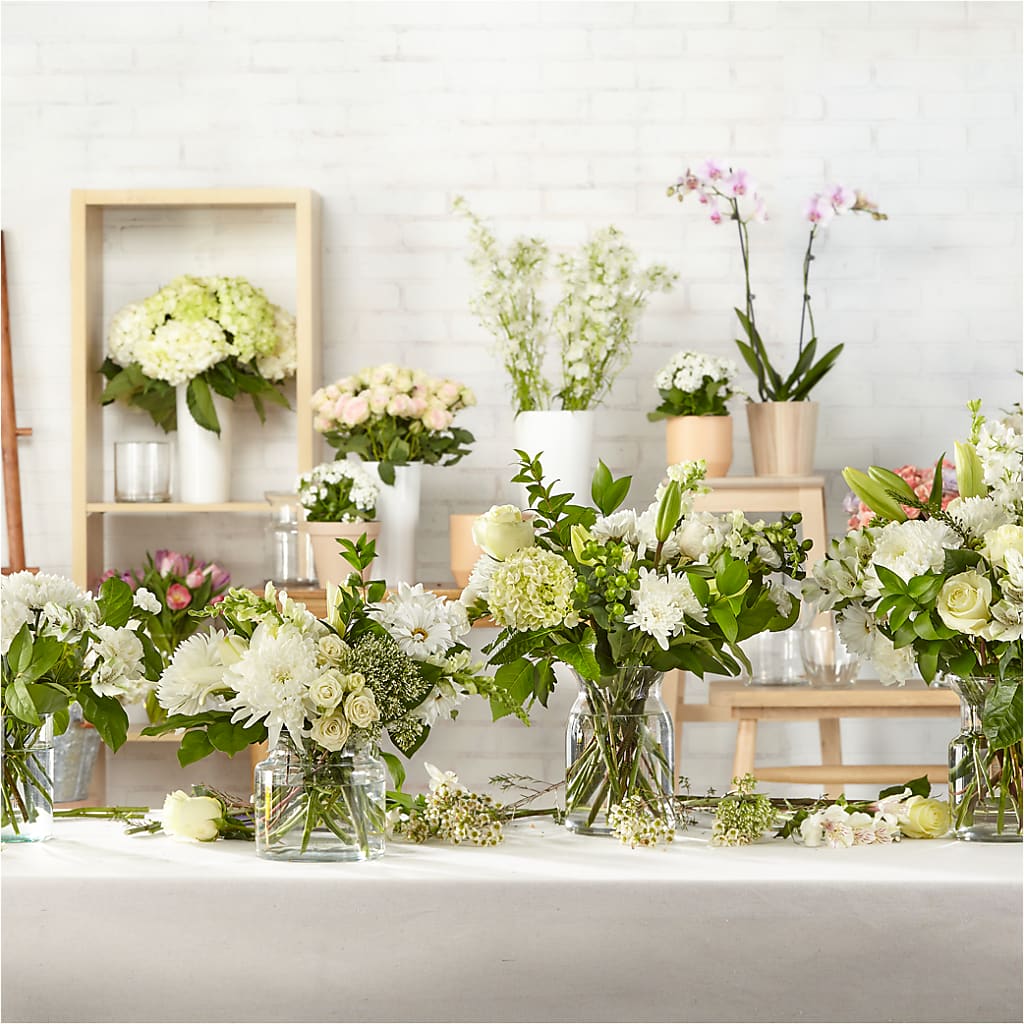 Classic Ivory – A Florist Original – GLAMMY'S FLOWER GARDEN, Fayette AL