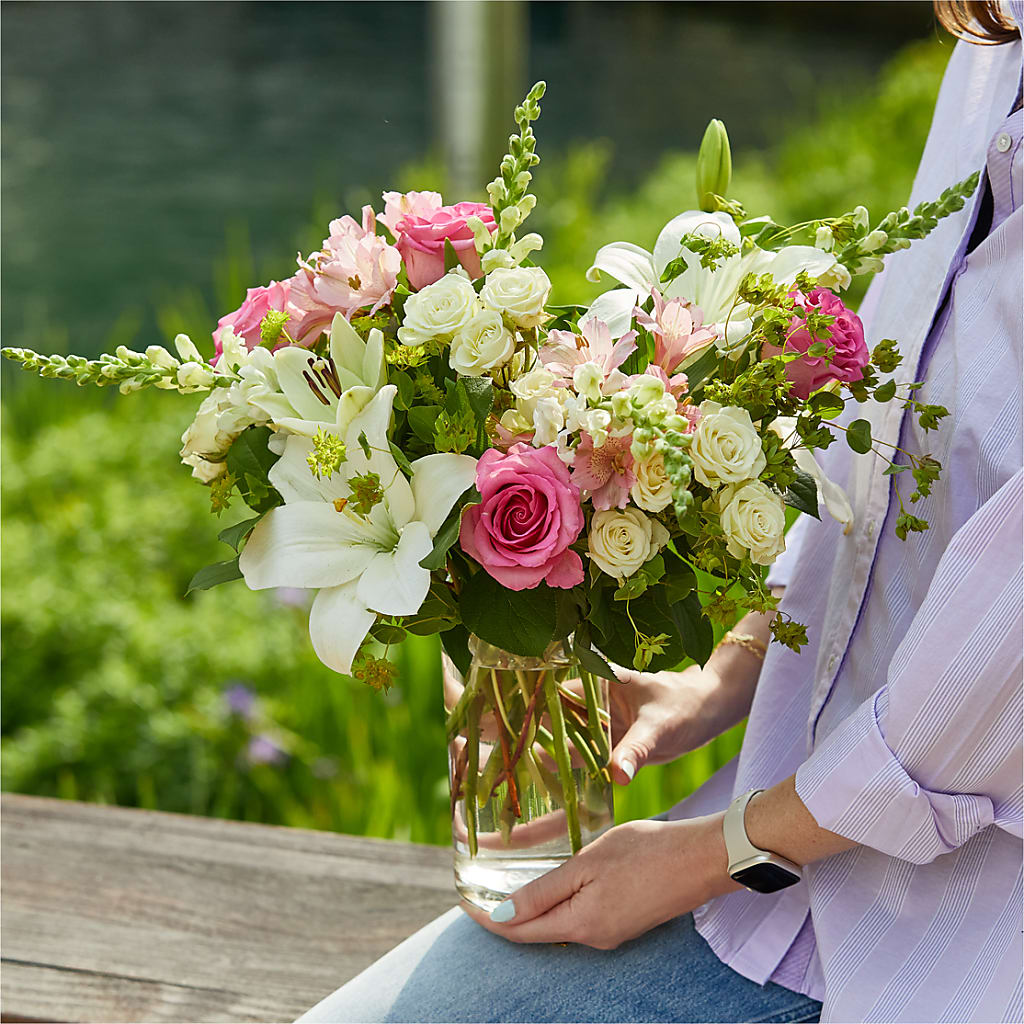 Fondly Bouquet – GLAMMY'S FLOWER GARDEN, Fayette AL