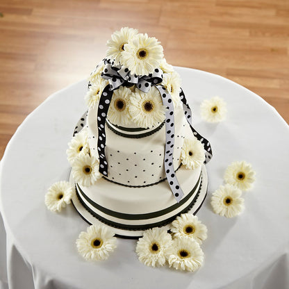 Simple Sophistication Cake Décor – GLAMMY'S FLOWER GARDEN, Fayette AL
