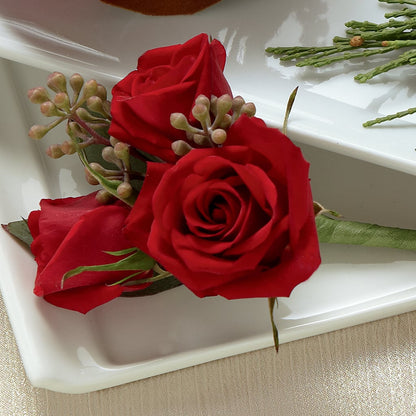 Red Spray Rose Boutonniere – GLAMMY'S FLOWER GARDEN, Fayette AL